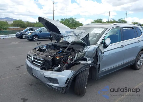 2020 Volkswagen Tiguan 2.0T Se/2.0T Se R-Line Black/2.0T Sel z USA, uszkodzony, nr VIN 3VV3B7AX5LM080698